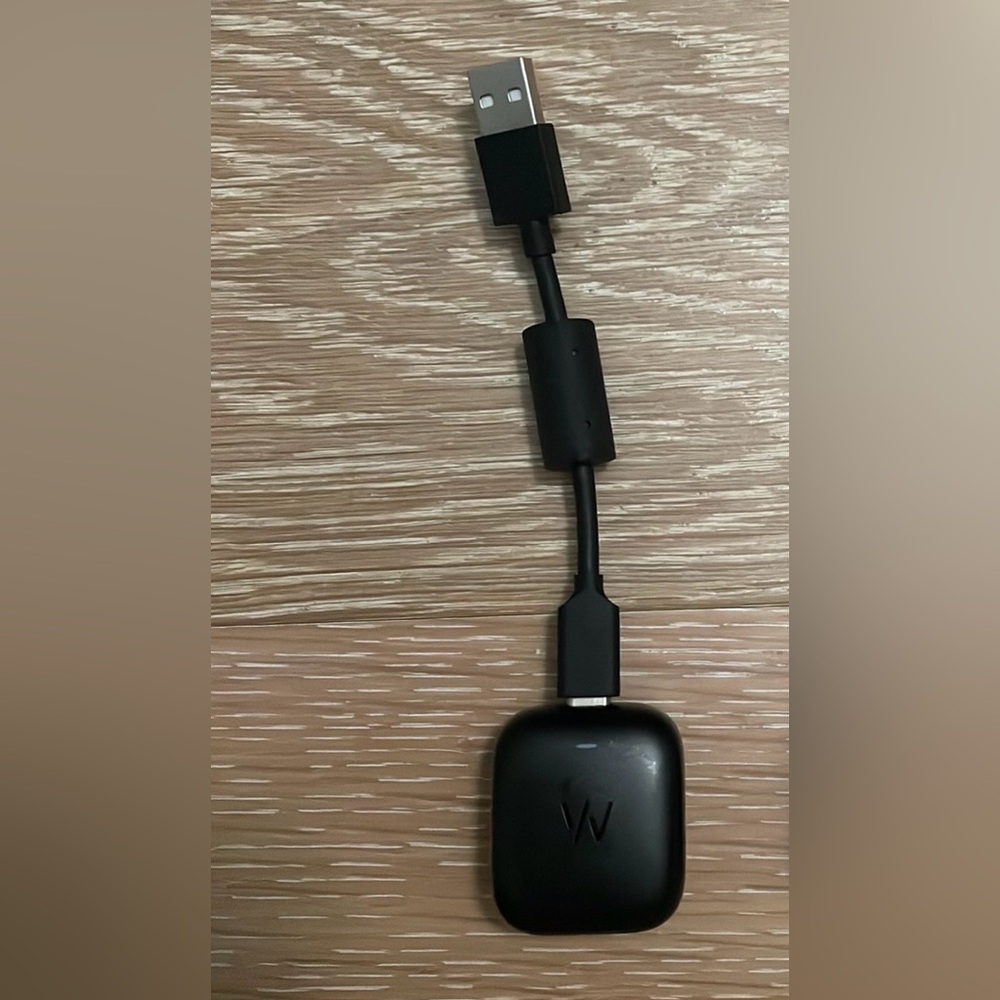 WHOOP 4.0 battery pack with cable
